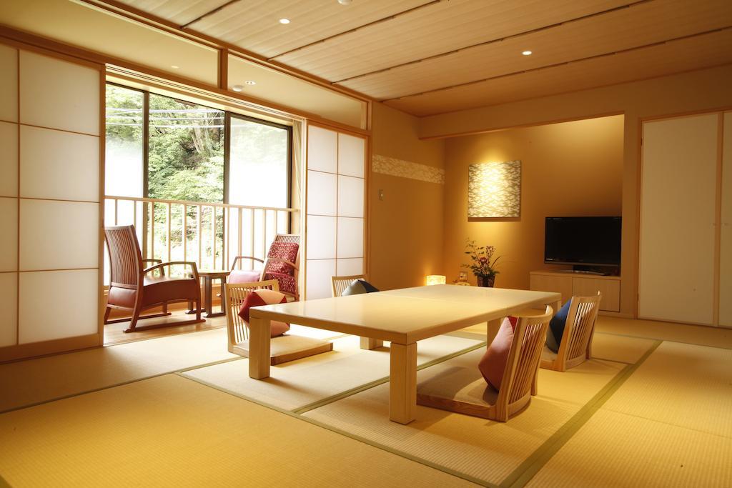 Yuraku Kinosaki Spa & Gardens Тоёока Экстерьер фото